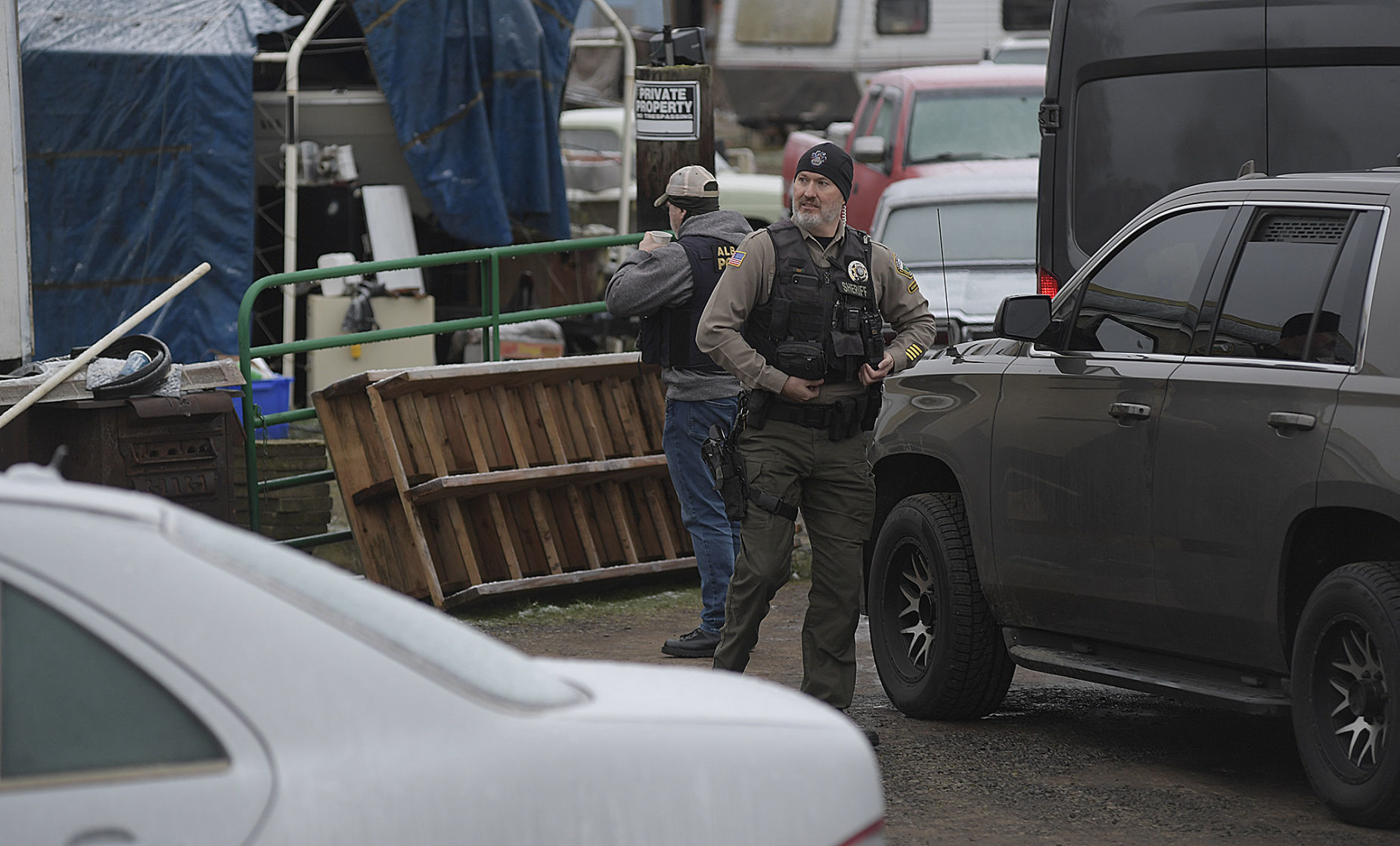 011620-adh-nws-Crabtree Raid09